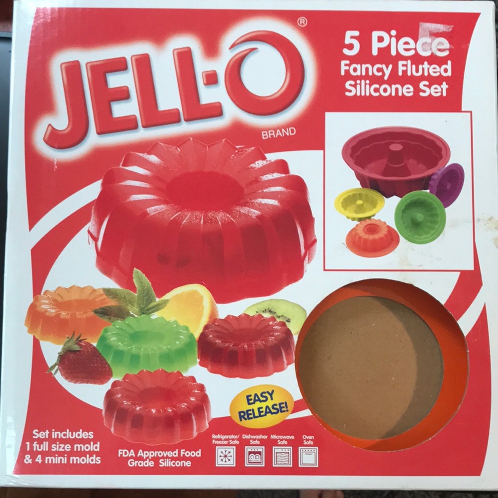 Jello 5 piece fancy fluted silicone set